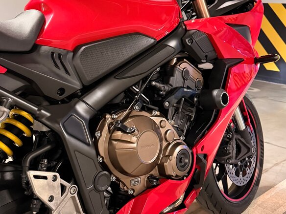 2020 Honda CBR 650R, красный, 950000 рублей - вид 2