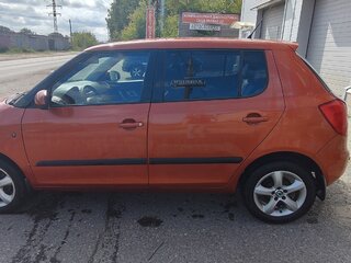 2008 Skoda Fabia II, красный, 370000 рублей, вид 4