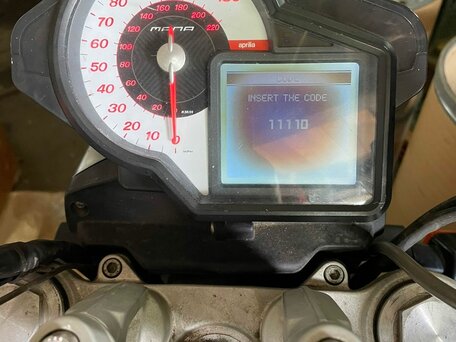 2007 Aprilia Mana 850, красный, 425000 рублей, вид 5