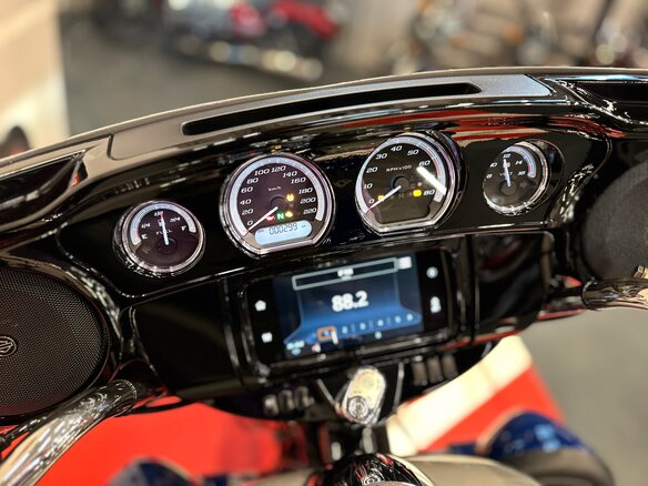 2023 Harley-Davidson Ultra Limited, синий, 2350000 рублей - вид 7