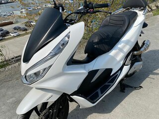 2019 Honda PCX 150, белый, 360000 рублей, вид 3