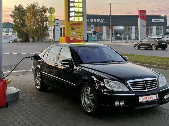 2004 Mercedes-Benz S-Класс 500 Long IV (W220) Рестайлинг, чёрный - вид 1