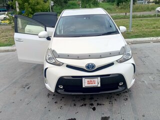2016 Toyota Prius Alpha I (ZVW40/41) Рестайлинг, белый, 1750000 рублей, вид 1