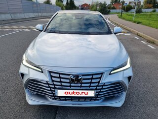 2025 Toyota Avalon V Рестайлинг 2, белый, 4900000 рублей, вид 1