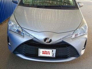 2018 Toyota Vitz III (XP130) Рестайлинг 2, серый, 1350000 рублей, вид 1