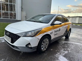2021 Hyundai Solaris II Рестайлинг, белый, 740000 рублей, вид 4