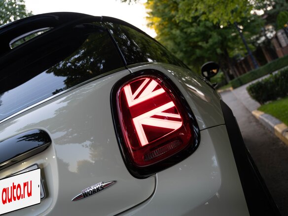 2021 Mini Hatch JCW III (F55/F56) Рестайлинг 2, бежевый, 3799999 рублей - вид 5