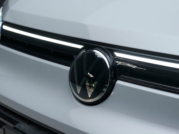 2026 Volkswagen Tharu XR 300 TSI, серый, 3090000 рублей - вид 10