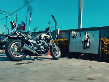 1999 Yamaha V-Max 1200, чёрный, 280000 рублей, вид 1