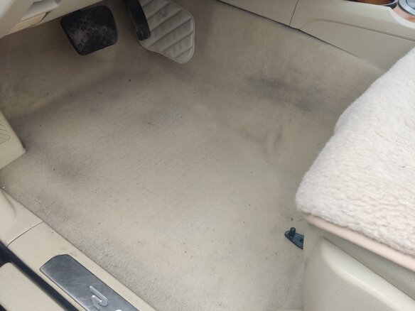 2008 SsangYong Rexton II, красный, 1150000 рублей - вид 18