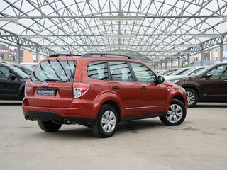 2011 Subaru Forester III Рестайлинг, красный, 1000000 рублей, вид 5