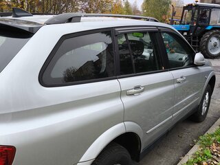 2013 SsangYong Kyron I Рестайлинг, серебристый, 900000 рублей, вид 3