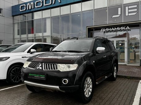 Mitsubishi Pajero Sport II