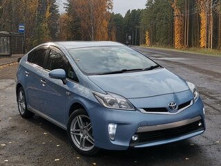 2014 Toyota Prius PHV ZVW35 III Рестайлинг (XW30), голубой, 1210000 рублей, вид 2