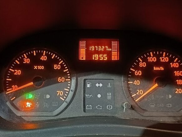 2011 Renault Logan I Рестайлинг, серый, 300000 рублей - вид 9