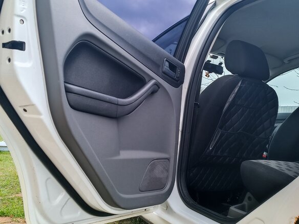 2009 Ford Focus II Рестайлинг, белый, 450000 рублей - вид 15