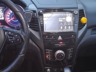 2018 SsangYong Tivoli I, белый, 1700000 рублей, вид 4