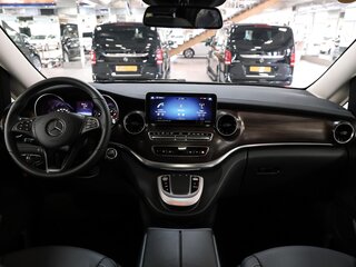 2022 Mercedes-Benz V-Класс Long 250 длинный III (W447) Рестайлинг, чёрный, 9990000 рублей, вид 5