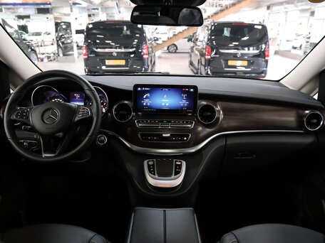 2022 Mercedes-Benz V-Класс Long 250 длинный III (W447) Рестайлинг, чёрный, 9990000 рублей, вид 5