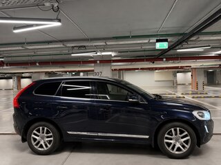 2017 Volvo XC60 I Рестайлинг, синий, 2150000 рублей, вид 5