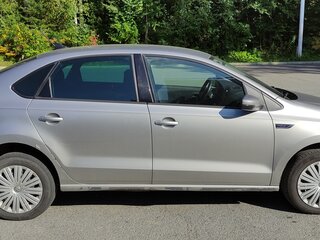 2019 Volkswagen Polo V Рестайлинг, серебристый, 800000 рублей, вид 5