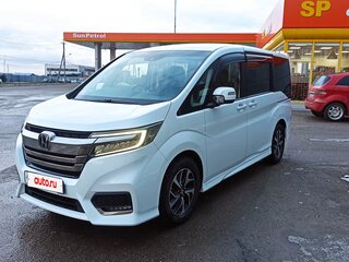 2018 Honda Stepwgn Spada V Рестайлинг, белый, 2390000 рублей, вид 4