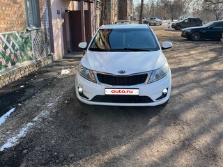 2013 Kia Rio III, белый, 715000 рублей, вид 2