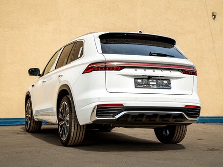 2026 Geely Monjaro (Xingyue L) I Рестайлинг 2 (China Market), белый, 3975000 рублей, вид 4