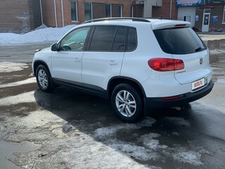 2015 Volkswagen Tiguan I Рестайлинг, белый, 1800000 рублей, вид 4