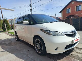 2004 Honda Elysion I, белый, 1280000 рублей, вид 3