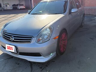 2001 Nissan Skyline XI (V35), серебристый, 600000 рублей, вид 3