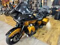 2024 Harley-Davidson Road Glide Limited, золотистый, 2500000 рублей - вид 3