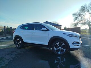 2016 Hyundai Tucson III, белый, 2000000 рублей, вид 2