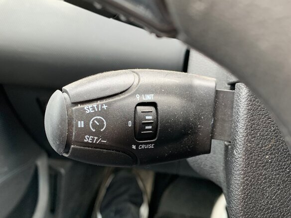 2012 Peugeot 308 I Рестайлинг, белый, 670000 рублей - вид 10