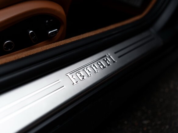 2017 Ferrari GTC4Lusso, серый, 23000000 рублей - вид 9