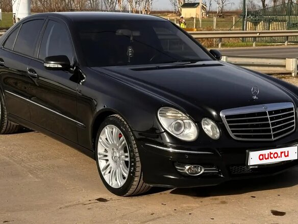 2008 Mercedes-Benz E-Класс 280 III (W211, S211) Рестайлинг, чёрный, 1200000 рублей - вид 1