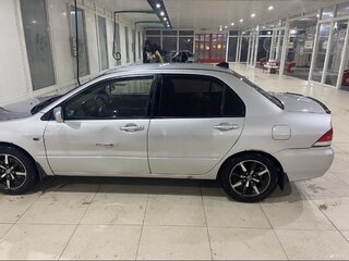 2004 Mitsubishi Lancer IX, белый, 290000 рублей, вид 4