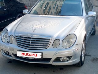 2008 Mercedes-Benz E-Класс 200 III (W211, S211) Рестайлинг, серебристый, 820000 рублей, вид 1