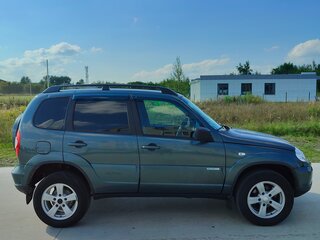2013 Chevrolet Niva I Рестайлинг, серый, 655000 рублей, вид 5
