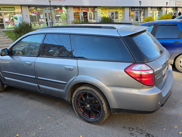 2006 Subaru Outback III Рестайлинг, серый, 950000 рублей - вид 3