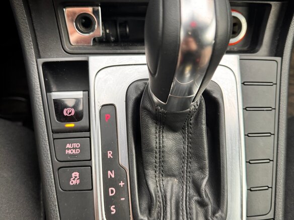 2012 Volkswagen Passat B7, серый, 1775000 рублей - вид 23