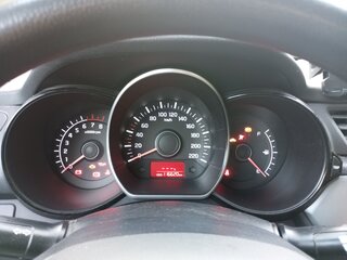 2014 Kia Rio III, белый, 790000 рублей, вид 5