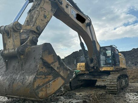 2021 Caterpillar 395, 37000000 рублей, вид 4