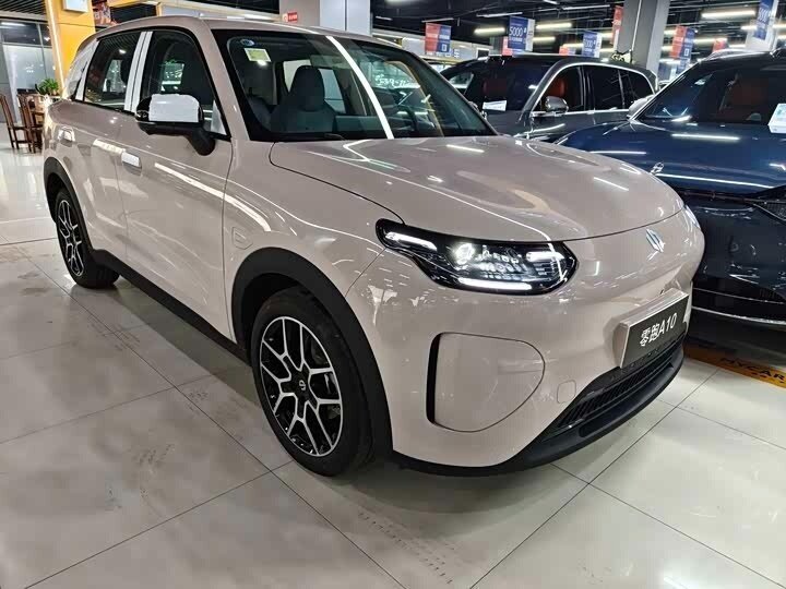 Открыть фотографии: Leapmotor A10
