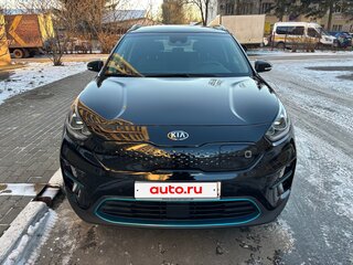 2020 Kia Niro I Рестайлинг, чёрный, 3199000 рублей, вид 2