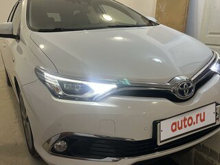2016 Toyota Auris II Рестайлинг, белый, 1990000 рублей, вид 4