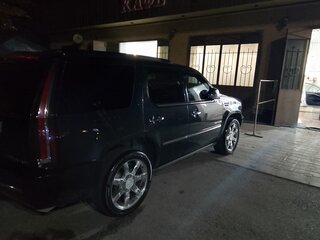 2011 Cadillac Escalade III, чёрный, 2500000 рублей, вид 5