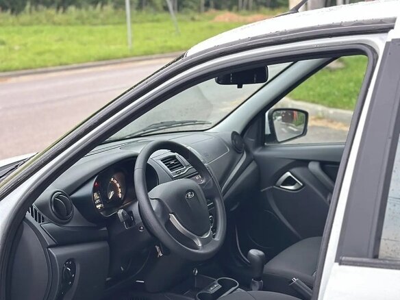 2023 Lada (ВАЗ) Granta I Рестайлинг, белый - вид 23
