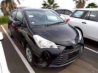 2018 Toyota Vitz III (XP130) Рестайлинг 2, чёрный, 1080000 рублей, вид 3
