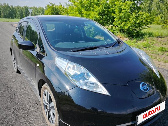 2016 Nissan Leaf 30kWh I (ZE0/AZE0), чёрный, 1139000 рублей - вид 2